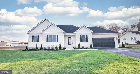 3293 Dante Ave, Vineland, NJ 08361