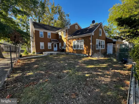 228 Smith St, Millville, NJ 08332