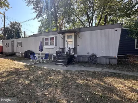 1267 N East Blvd #22B, Vineland, NJ 08360