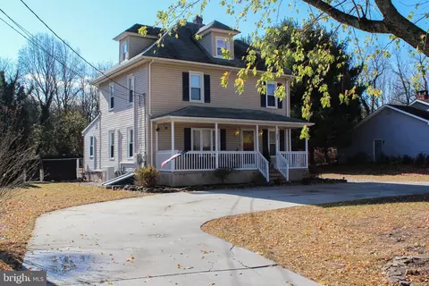 865 E Butler Ave, Vineland, NJ 08361
