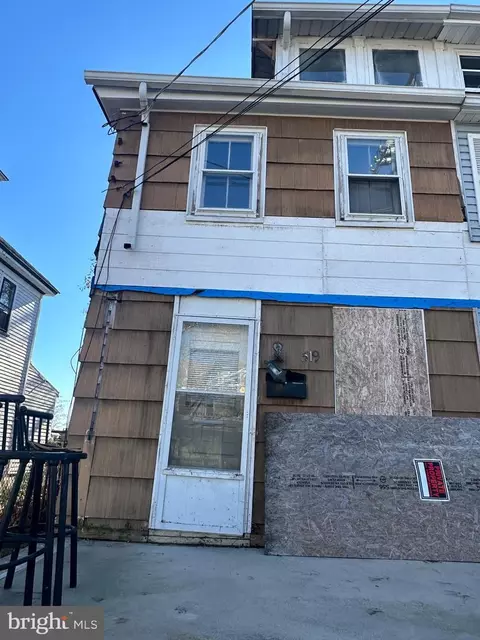 519 E Pine St, Millville, NJ 08332