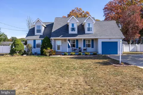 1611 Dolly Dr, Vineland, NJ 08361