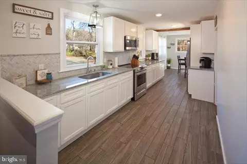 4409 Mays Landing Rd, Vineland, NJ 08361