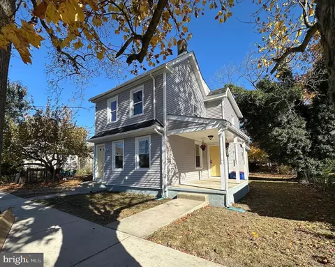 315 N 6th St, Millville, NJ 08332