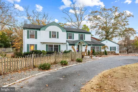 2451 Magnolia Rd, Vineland, NJ 08361