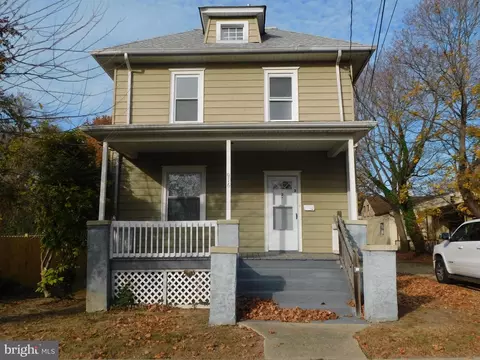916 E Cherry St, Vineland, NJ 08360