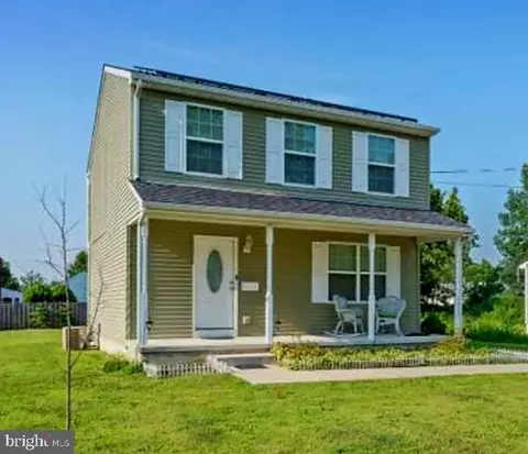 1004 Cambridge Pl, Vineland, NJ 08360