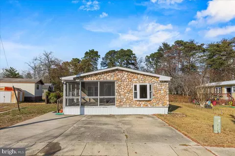 48 Jfk Blvd, Millville, NJ 08332