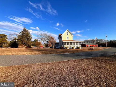 28 Macdonald, Heislerville, NJ 08324