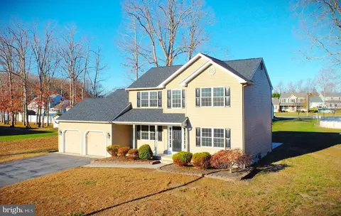 3214 Heritage Dr, Vineland, NJ 08361