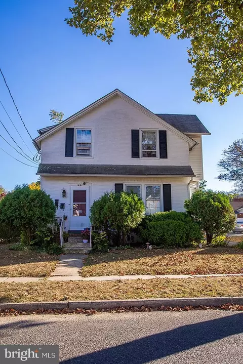 1021 New Pear St, Vineland, NJ 08360