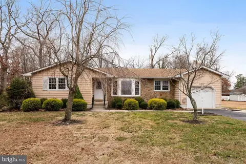 2848 Wendy Ln, Vineland, NJ 08360
