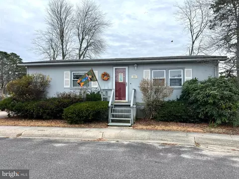 15 Jfk Blvd # A, Millville, NJ 08332