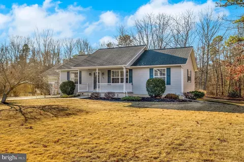 3160 Deerberry Ct, Vineland, NJ 08361