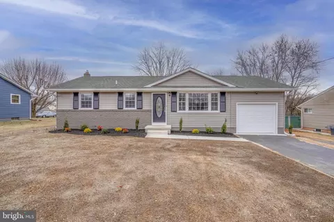 627 S Orchard Rd, Vineland, NJ 08360
