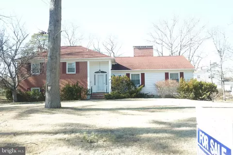 1208 Forest Dr, Millville, NJ 08332