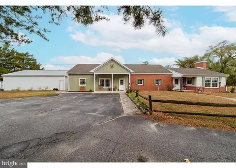 18 Sheppard Ave, Cedarville, NJ 08311