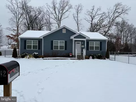 1042 Cambridge Pl, Vineland, NJ 08360
