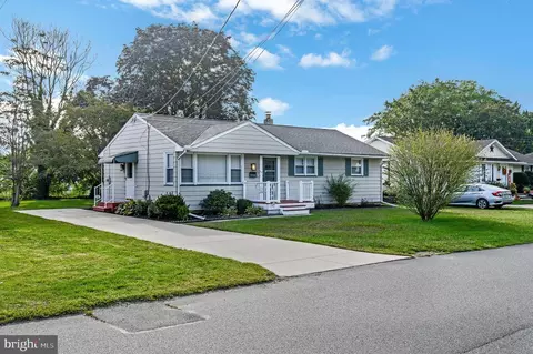 69 Holly Hill Ter, Vineland, NJ 08360