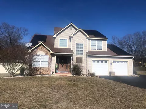 2778 Barry Dr, Vineland, NJ 08361