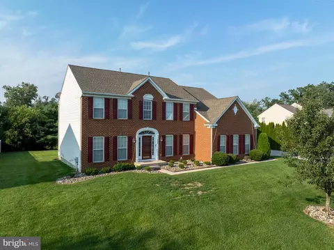 3550 Barred Owl Ln, Vineland, NJ 08361