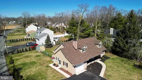 2982 Crane St, Vineland, NJ 08361