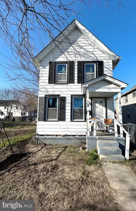 312 W Wood St, Vineland, NJ 08360