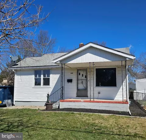610 Florence Ave, Vineland, NJ 08360