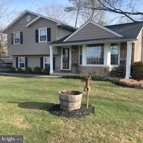 8104 W Buckshutem Rd, Millville, NJ 08332