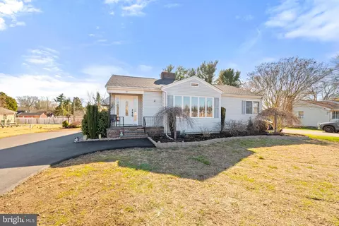 30 Woodlawn Ave, Bridgeton, NJ 08302