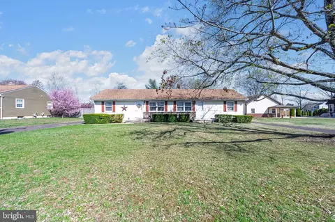 445-447 Highland Ave, Vineland, NJ 08361