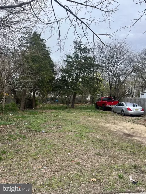 525 N 527 N 3rd St, Millville, NJ 08332