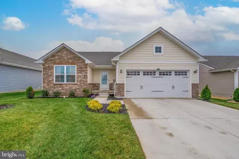 15 Bustleton St, Millville, NJ 08332