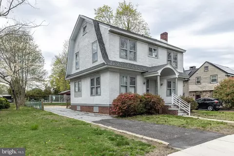14 Howard St, Vineland, NJ 08360