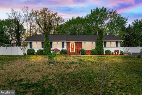 410 W Birch St, Vineland, NJ 08360