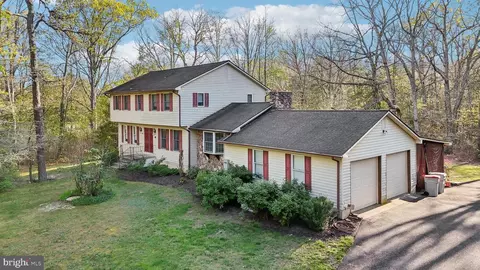 380 New Panther Rd, Vineland, NJ 08361