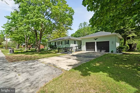 732 Overbrook Ave, Millville, NJ 08332