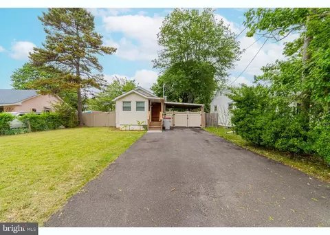 214 Fenimore St, Vineland, NJ 08360