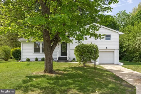 67 Yelkca Ave, Vineland, NJ 08360