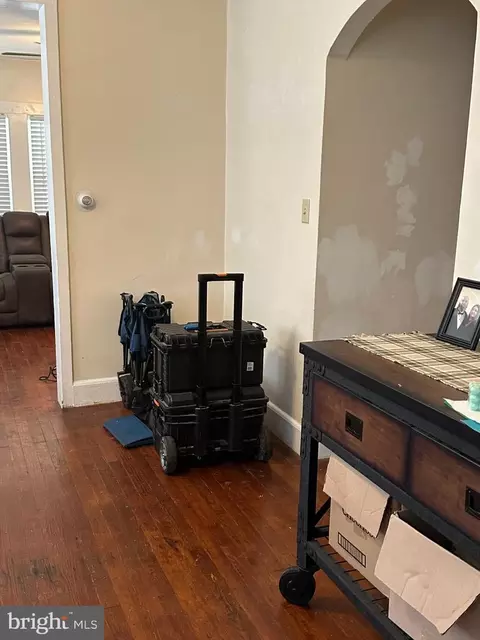Entry Way - 273 W Commerce St Ext, Bridgeton, NJ 08302 photo 3 of 3