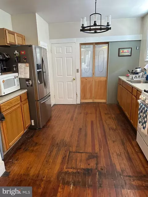 Kitchen - 273 W Commerce St Ext, Bridgeton, NJ 08302 photo 4 of 5