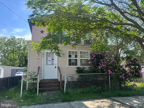 309 N 7th St, Millville, NJ 08332