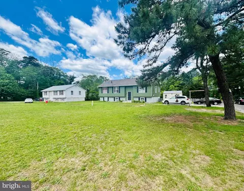 7800 Battle Ln, Millville, NJ 08332