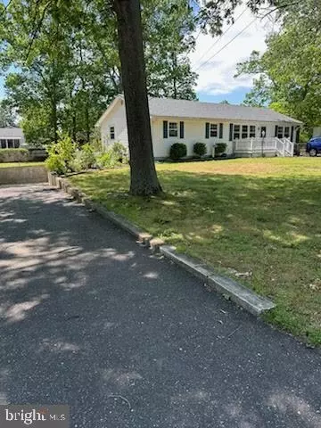17 Hillside Ave, Millville, NJ 08332