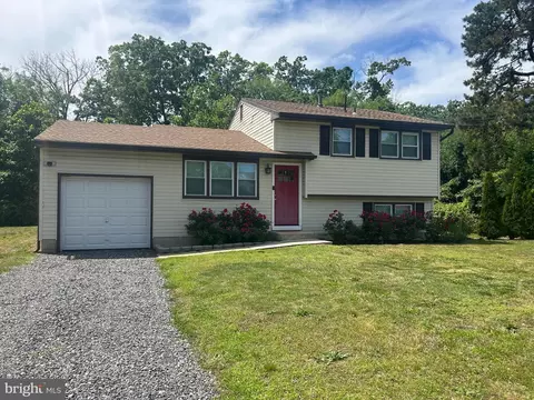 1258 W Cornell St, Vineland, NJ 08360