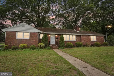 212 W Lincoln St, Bridgeton, NJ 08302