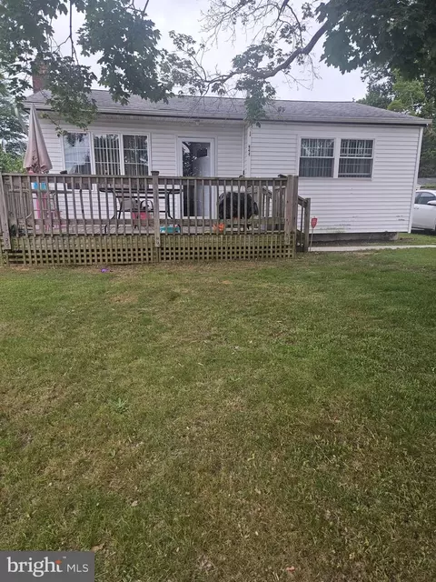 225 W Laurel S, Vineland, NJ 08360