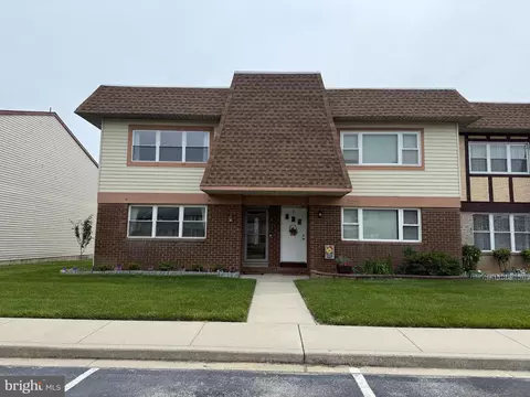 1964 E Oak Road 1964 East Oak Rd #C5, Vineland, NJ 08361