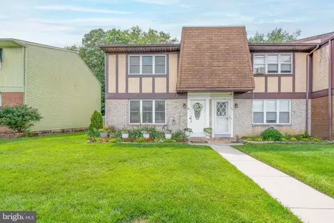 1964 E Oak Rd #H1, Vineland, NJ 08361