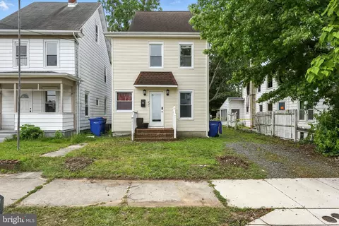 221 Howard St, Millville, NJ 08332